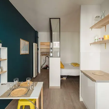 Hotel Nicelidays - Le Berlioz - - 7min From Beaches Nice
